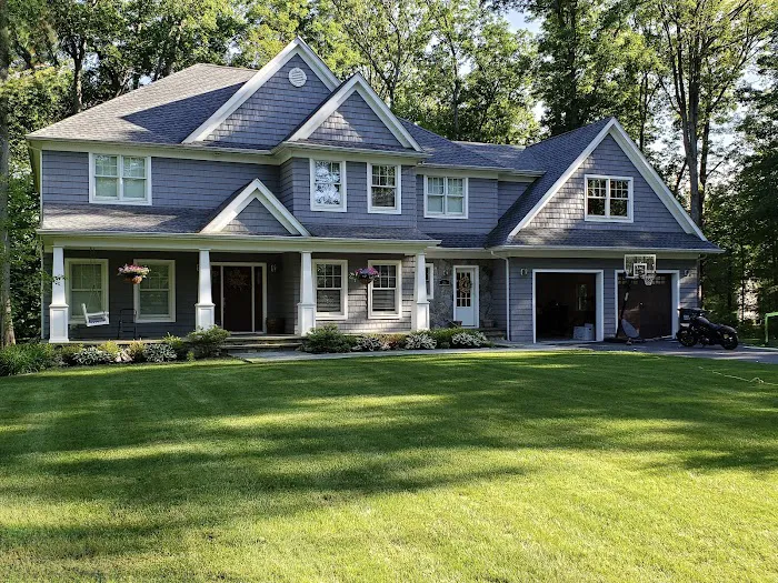 United Exteriors INC Picture 4