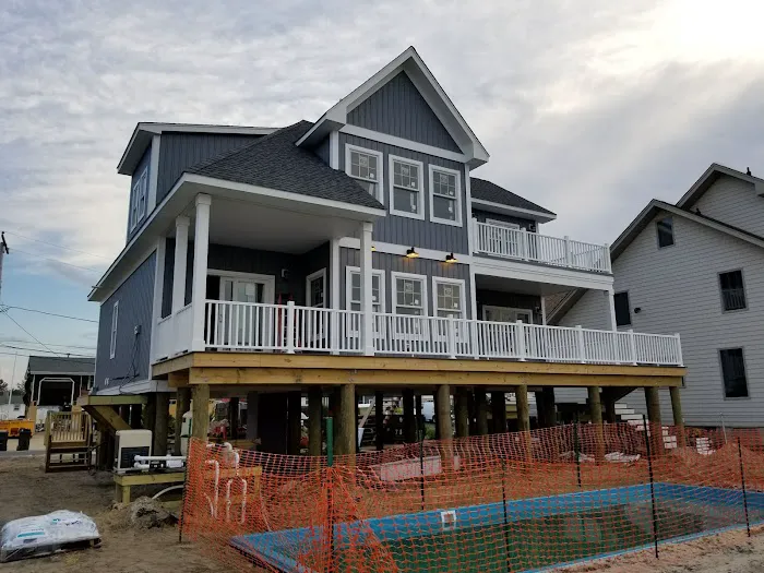 United Exteriors INC Picture 3