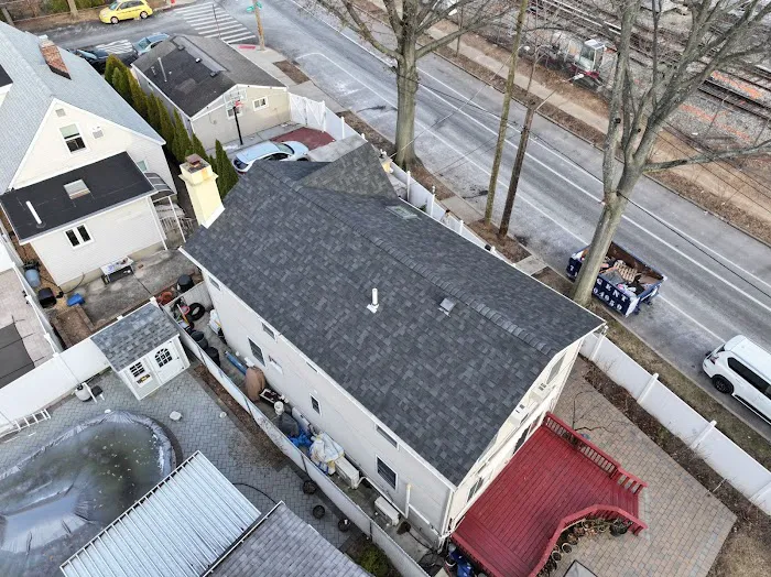 ✅ Dream Home Roofing Picture 2