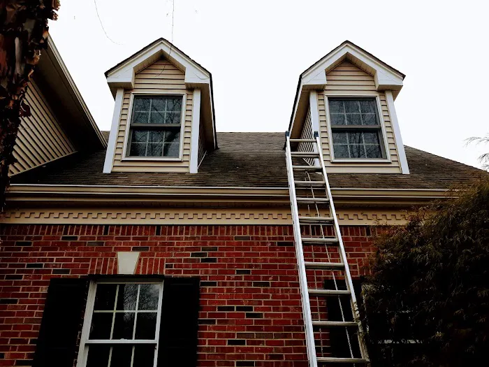 Sonderby Contracting Roofing & Siding Picture 1