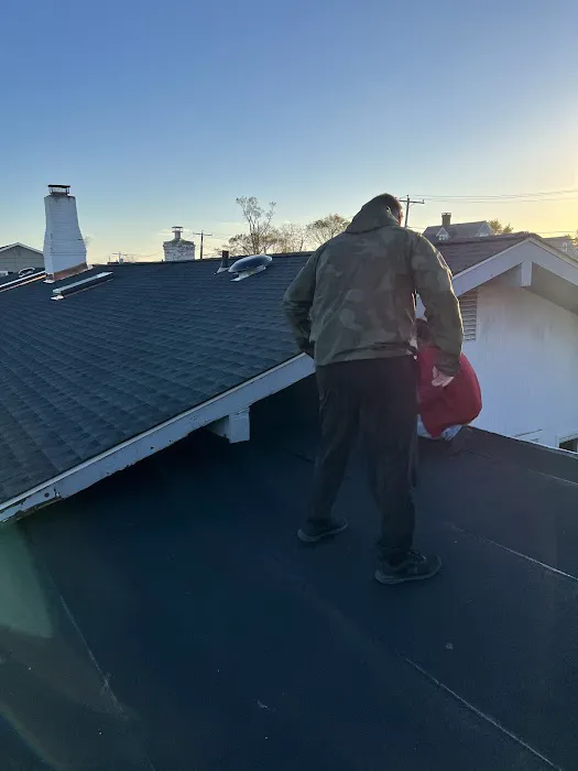 ML Best Roofing and Siding Picture 2