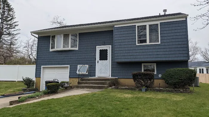 Four Seasons Roofing & Exteriors Picture 4