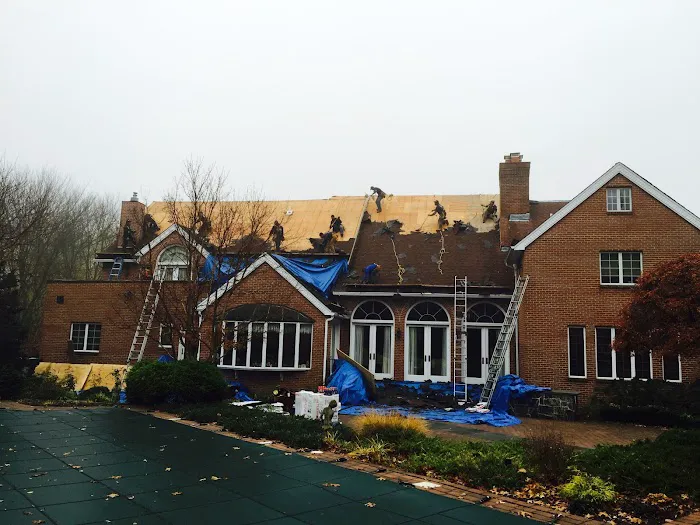 Four Seasons Roofing & Exteriors Picture 6