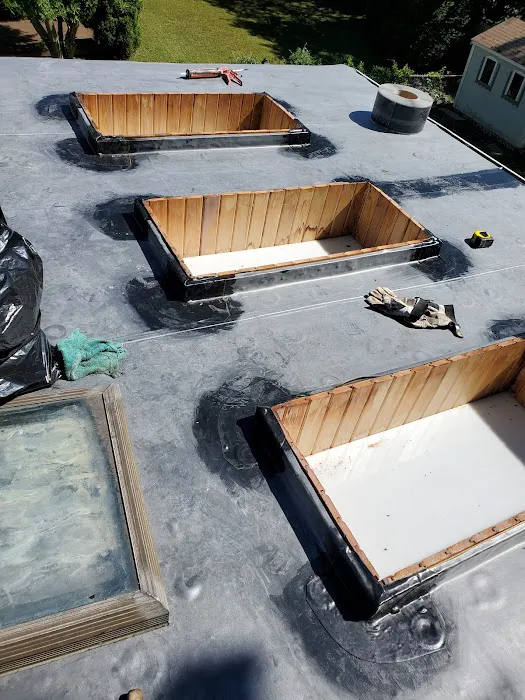 MONTEVELLO CARPENTRY & ROOFING CORP. Picture 8