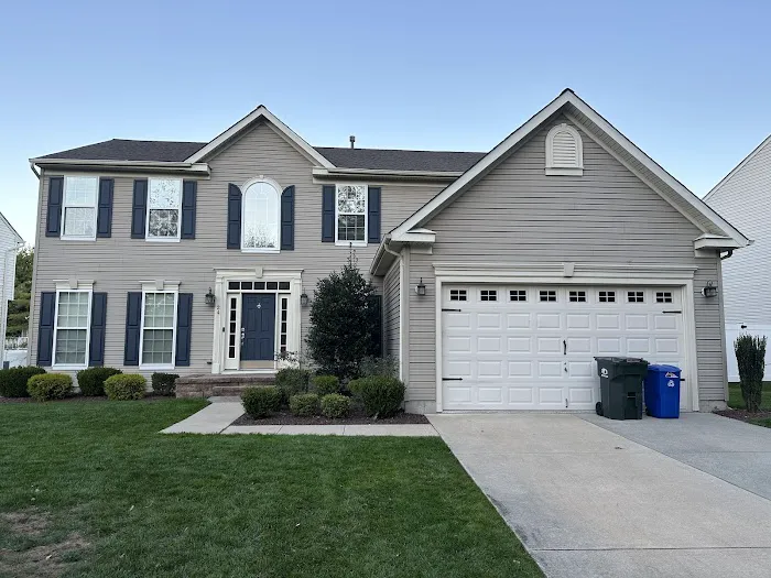 FB Roofing & Siding Picture 3