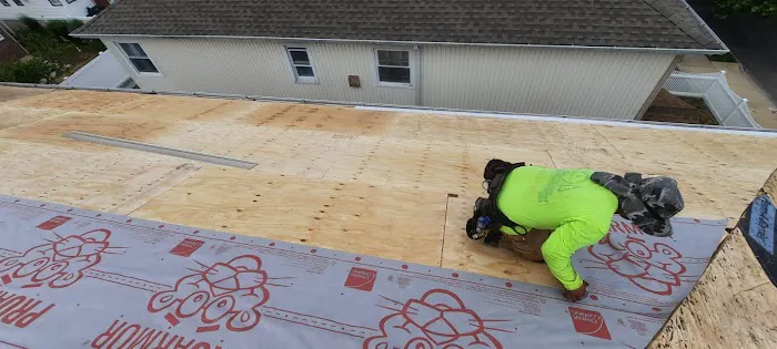 Vanegas Roofing Construction Picture 1