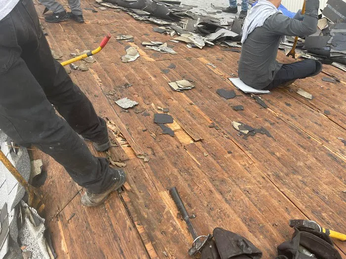 Vanegas Roofing Construction Picture 8