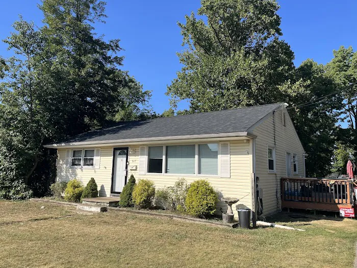 Magic Roofing & siding inc Picture 4