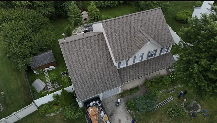 M&R Roofing Picture 6