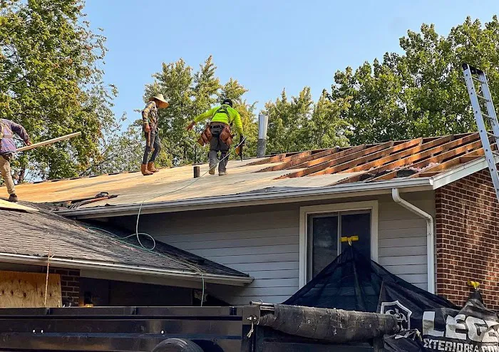 Payless Roof Repair and Replacement Picture 3