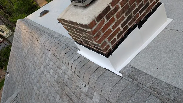 D Squared Roofing and Exteriors Picture 7