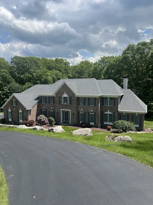 MK Roofing Co Picture 1