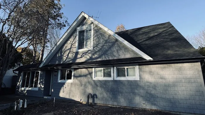 Selective Homes Roofing & Siding Picture 2