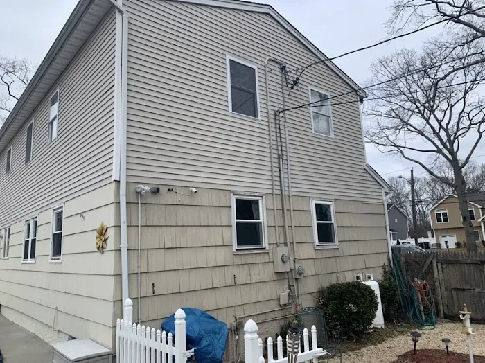 Selective Homes Roofing & Siding Picture 4