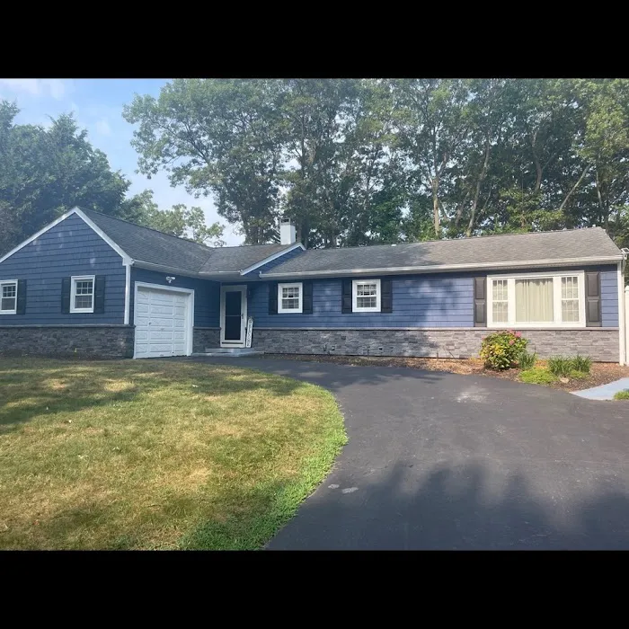 Selective Homes Roofing & Siding Picture 3