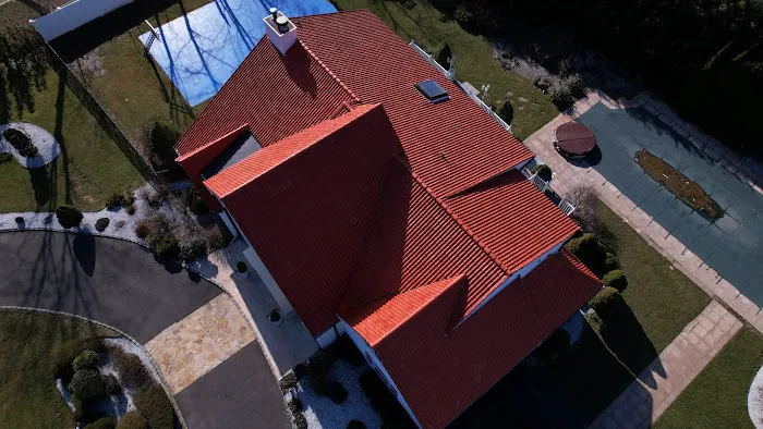 Rapid Roofing Picture 10