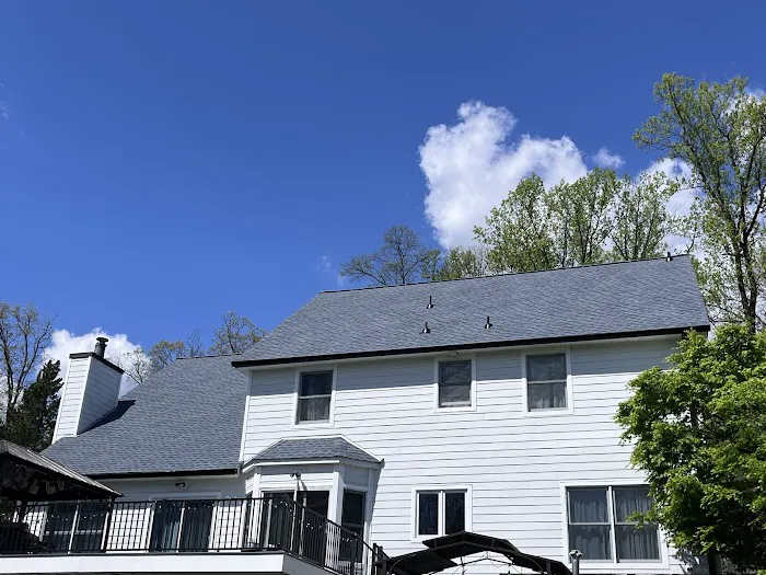 Bella Roofing LLC Picture 1