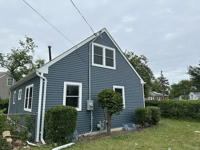 Universal Roofing & Chimney Of Li Inc. Picture 3