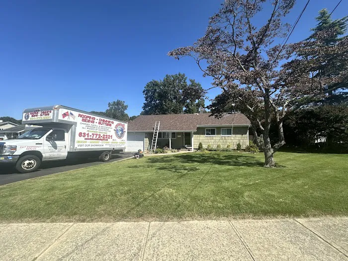 Universal Roofing & Chimney Of Li Inc. Picture 1