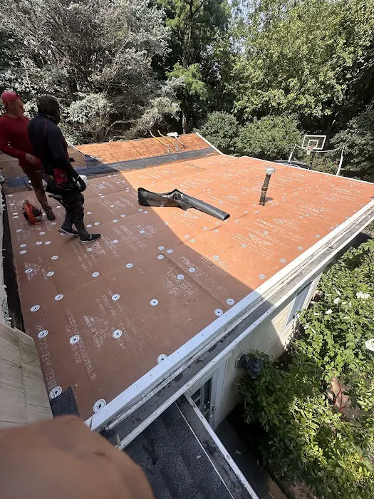 Safeway Construction & Roofing Picture 9