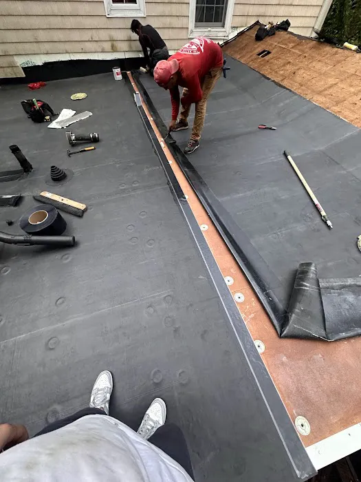 Safeway Construction & Roofing Picture 2