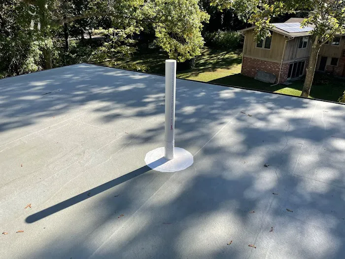 Chandelle Roofing Picture 2