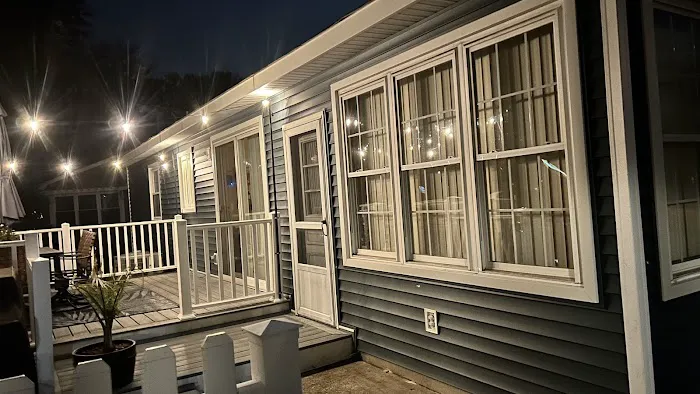 Munz Roofing and Siding Picture 5