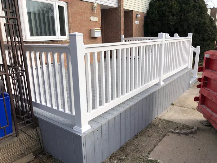 Munz Roofing and Siding Picture 7