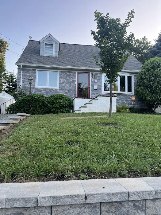 Munz Roofing and Siding Picture 9