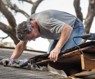 DIY Roof Repair Tips: What U.S. Homeowners Can Safely Handle Themselves
