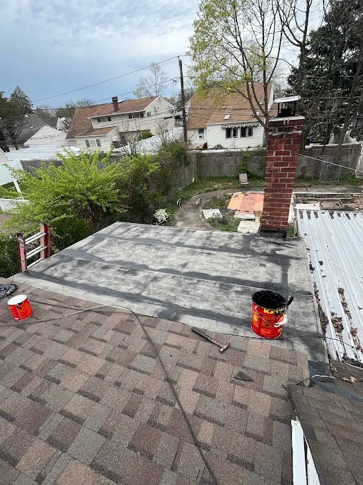 Valor Roofing Picture 1