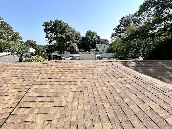 Triple Crown Exteriors Picture 8