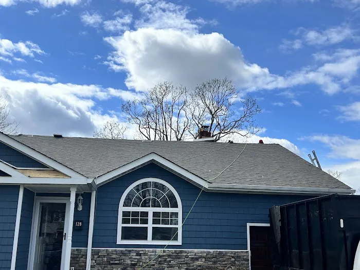 Triple Crown Exteriors Picture 7