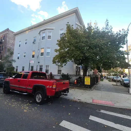 HK Builders Corp: Roofing Company Suffolk County Picture 7