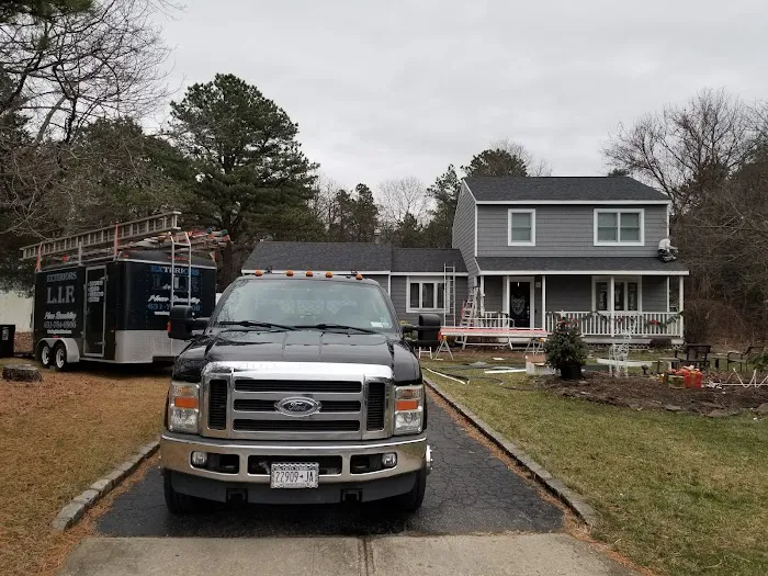 Long Island's Finest Roofing & Siding Inc Picture 10