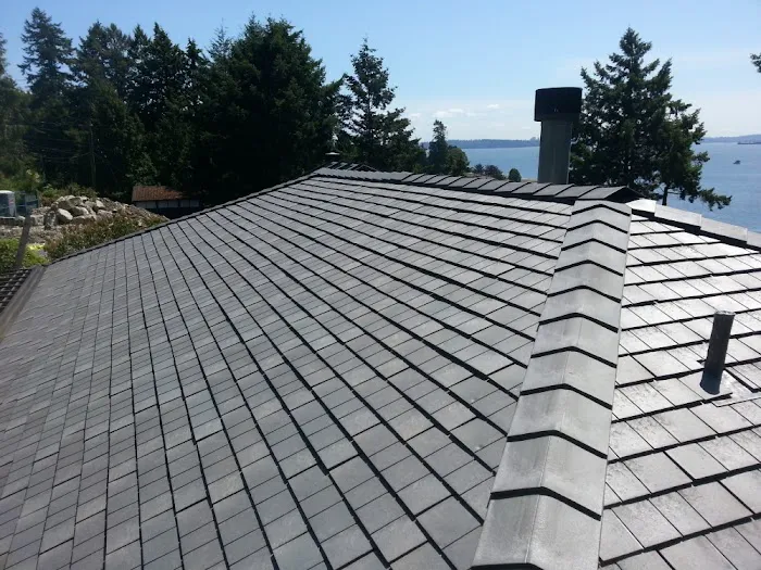 Matute Roofing and Siding Picture 6
