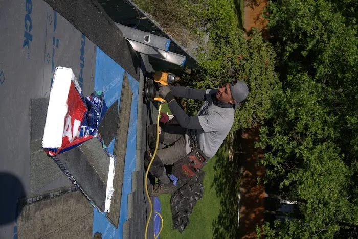 Eagleview Restoration LLC Roofing and Siding Experts Picture 4