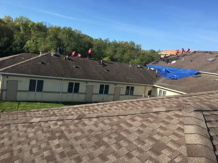 Fana Roofing & Siding LLC Picture 1