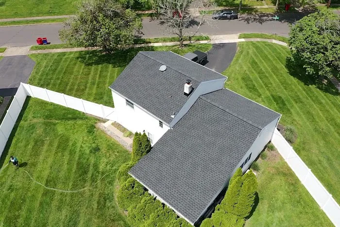 United Veterans Roofing LLC Picture 8