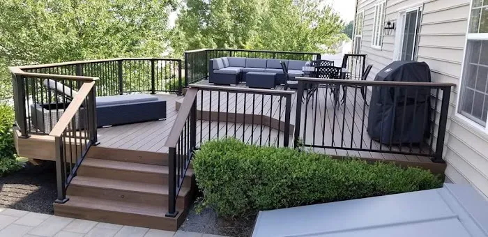 D-town Exteriors Picture 3