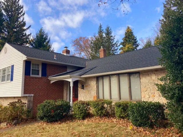 Regal Roofing & Siding Picture 1