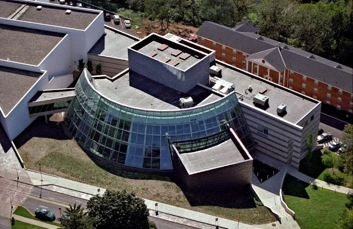 Alan Kunsman Roofing & Siding Picture 1