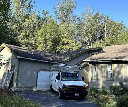 Lema & Rojas Roofing And Siding Llc