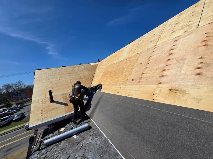 Mega Roofing & Siding Contractor Picture 4