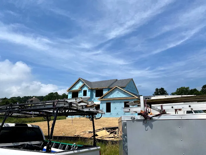 Velásquez construction services LLC Picture 1