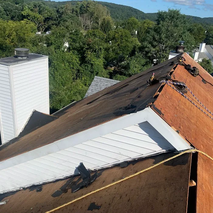 Rabbit Roofing Roof Repairs East Hampton NY Picture 3