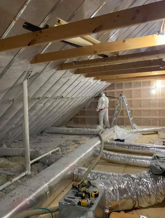 Northern Windows, Siding, Roofing and Insulation Picture 6