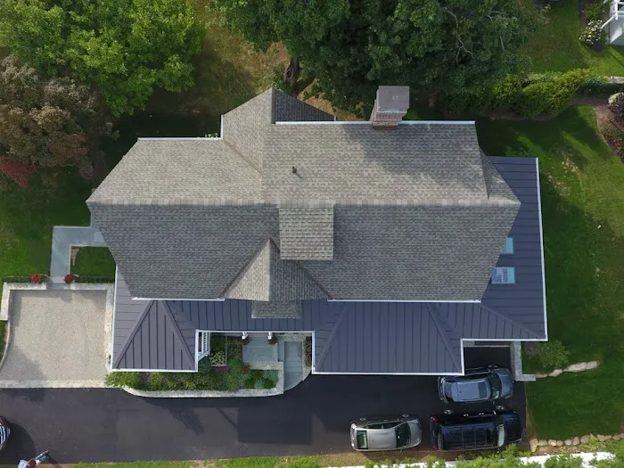 JM Roofing & Siding Picture 6