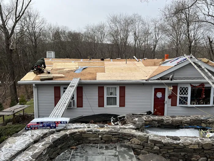 The Aiello Roofing Company Picture 1