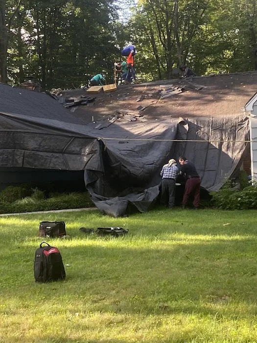 A & M Roofing Picture 2